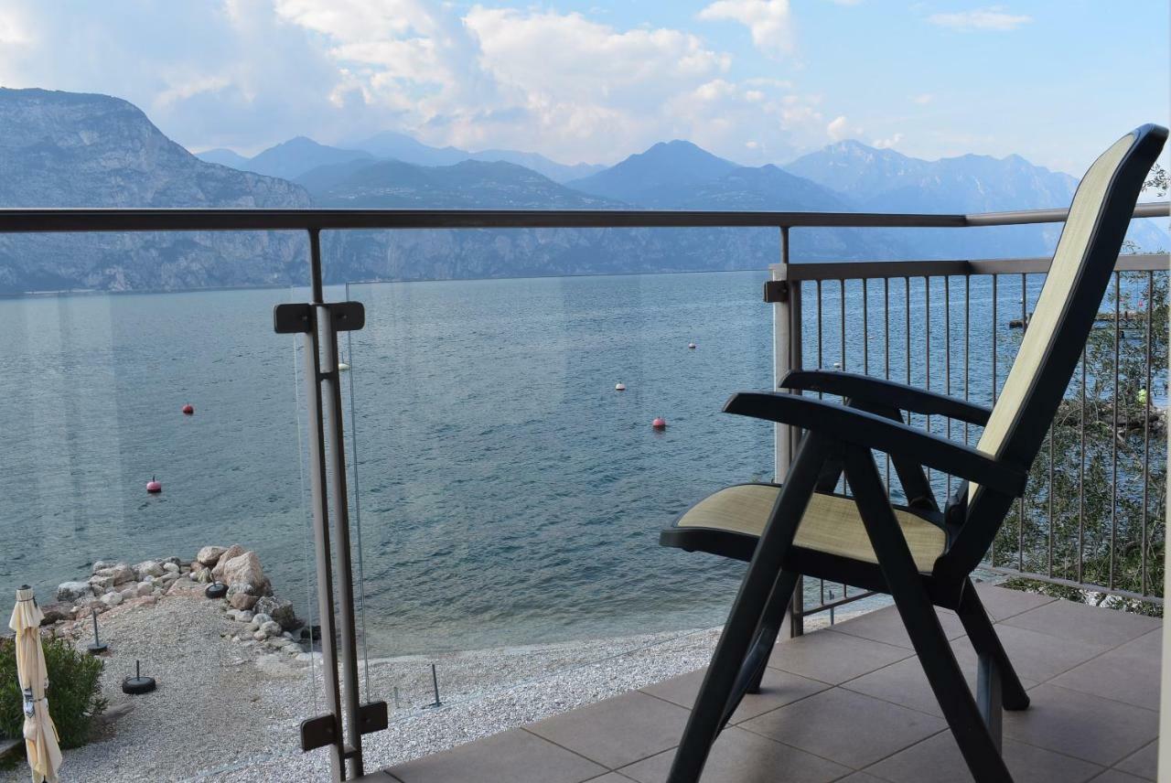 Hotel Garni Vela D'Oro Brenzone sul Garda Bagian luar foto